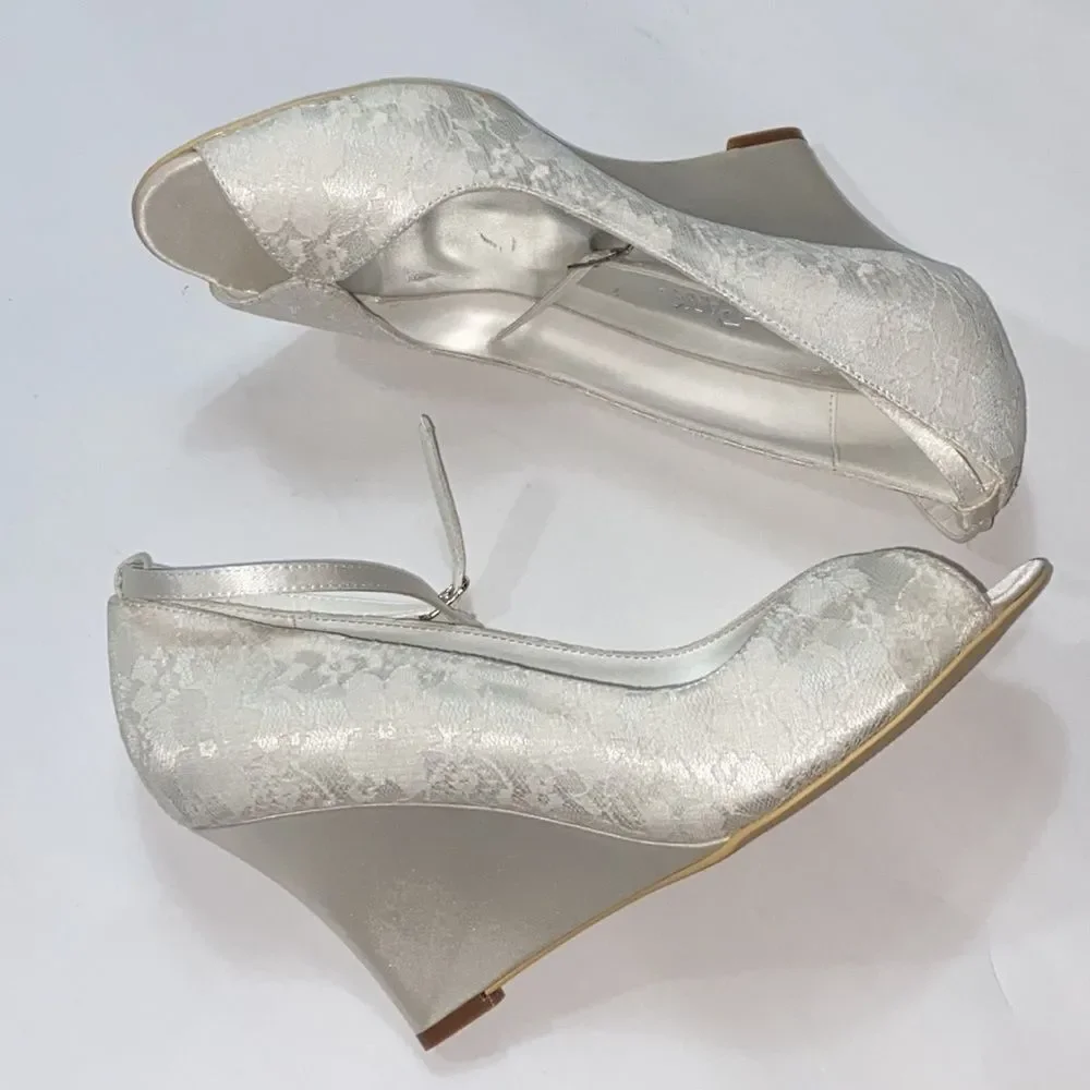 Elegant Park Women Shoes Size 40